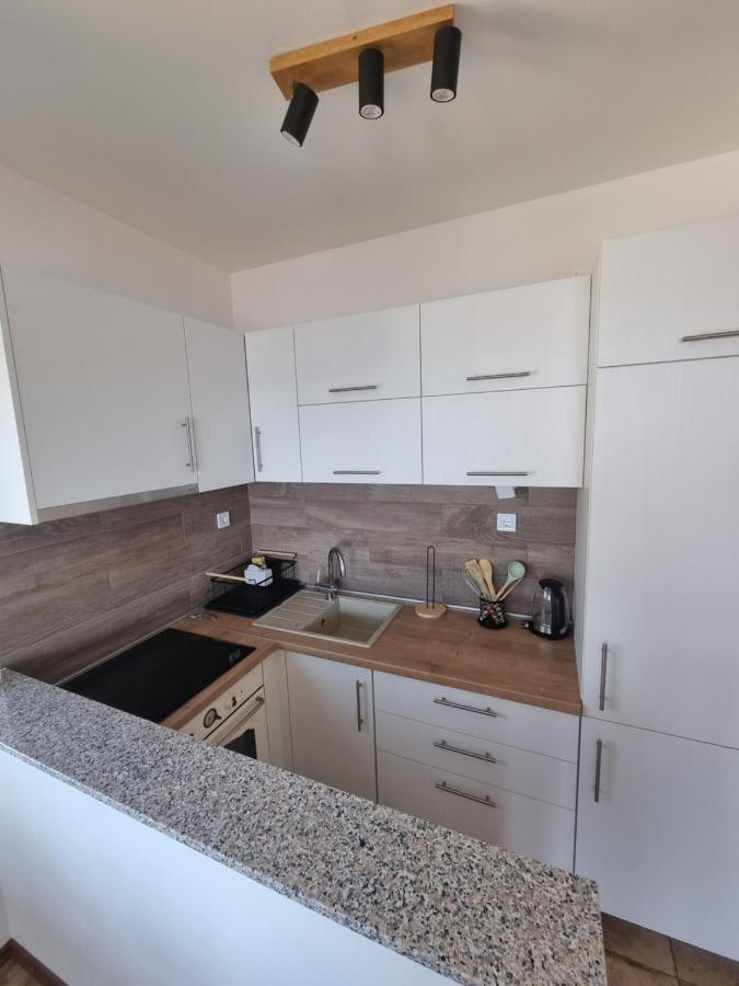 Sea View Apartment โรกอซนิซา ภายนอก รูปภาพ