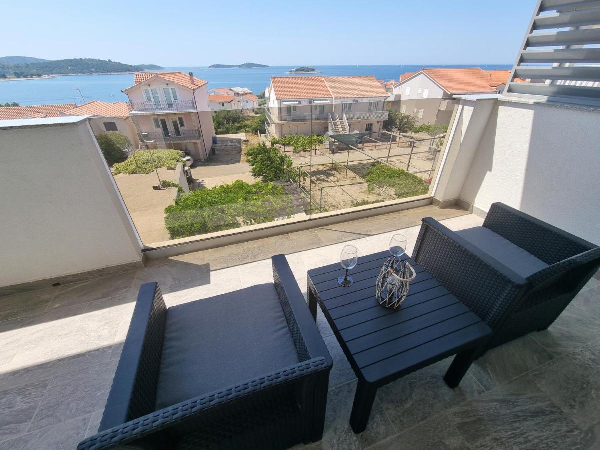 Sea View Apartment โรกอซนิซา ภายนอก รูปภาพ